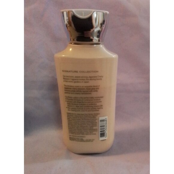 Bath & Body Works Japanese Cherry Blossom Body Lotion 8 oz - Shea & Vitamin E - Picture 2 of 2